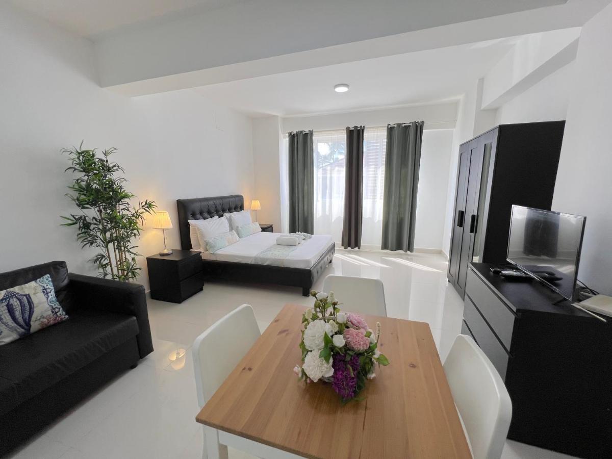 Vacation Studios With Rooftop Pool, Beach Club, Spa, Restaurants - Ducassi Collection - Playa Los Corales ปุนตากานา ภายนอก รูปภาพ